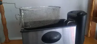 Freidora Russell Hobbs sin estrenar