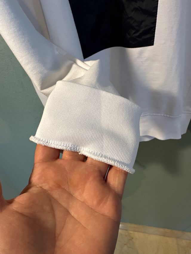 Sudadera de cuello redondo