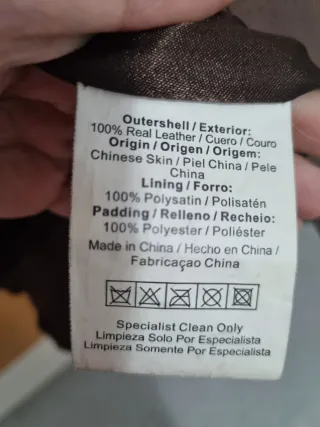 Abrigo de piel color marrón