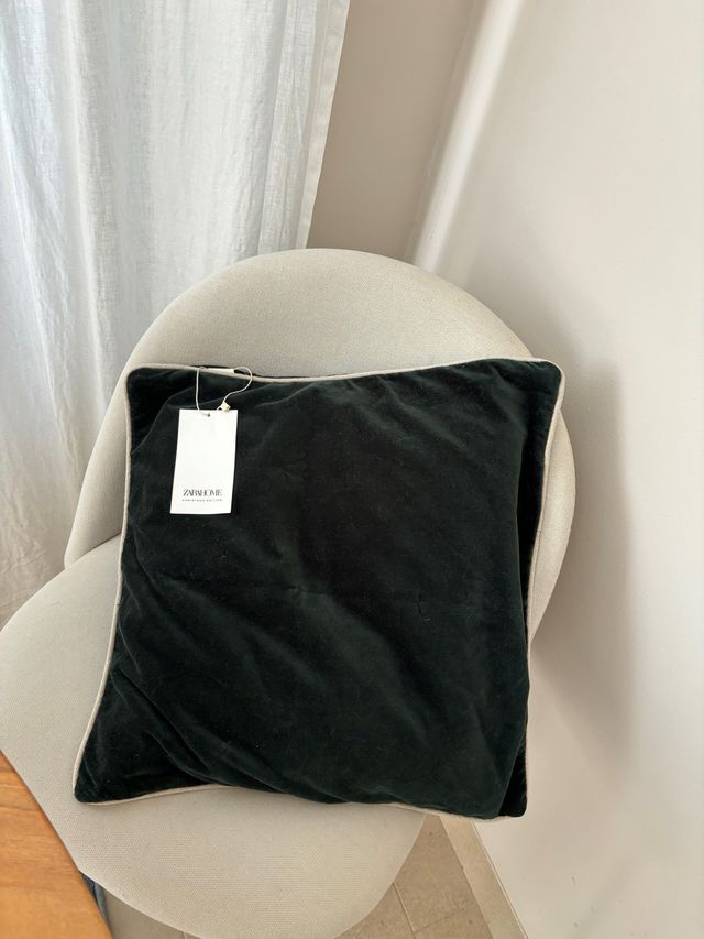 zara Home funda cojín terciopelo