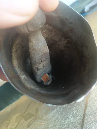 Cencerro artesanal antiguo MM badajo original