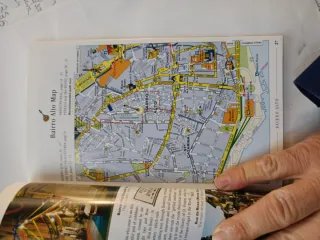 New turist guide lisbon.