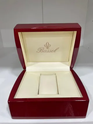 Expositor de Reloj Bassel Rojo y Dorado