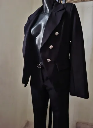 Completo giacca e pantaloni con cintura Tg. M