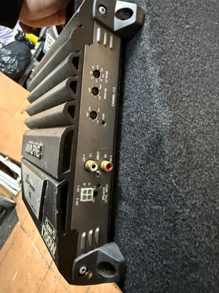 Subwoofer PioneerTSWX303 1200W +etapa d potencia