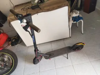 Patinete Eléctrico Xiaomi Mi 365