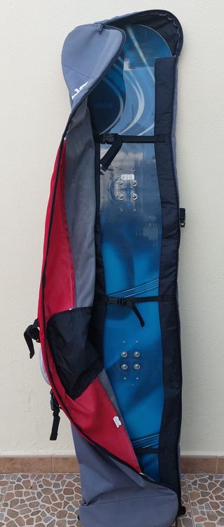 Tabla Snowboard y Funda Quechua