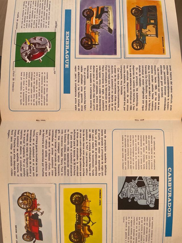álbum de cromos automóviles