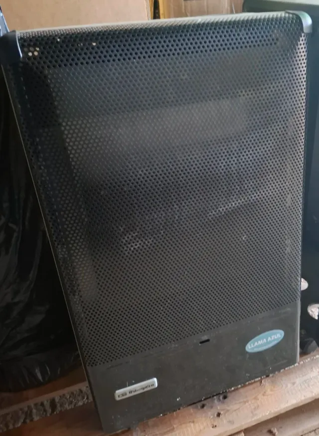 Estufa Llama Azul Negra