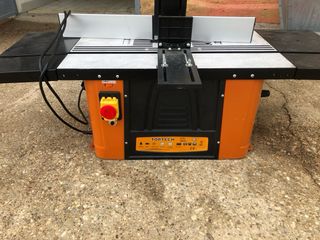 Fresatrice da banco per legno