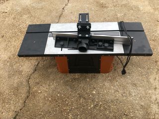 Fresatrice da banco per legno