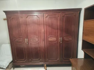 Armario de 4 cuerpos de madera