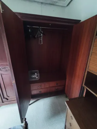 Armario de 4 cuerpos de madera