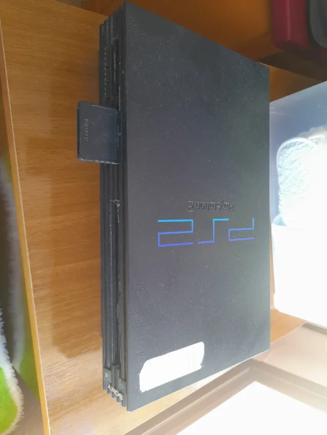 PlayStation 2 Negra + Memory Card