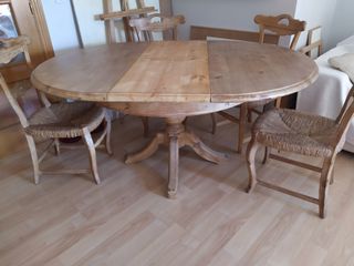 Mesa redonda madera maciza + 4 sillas