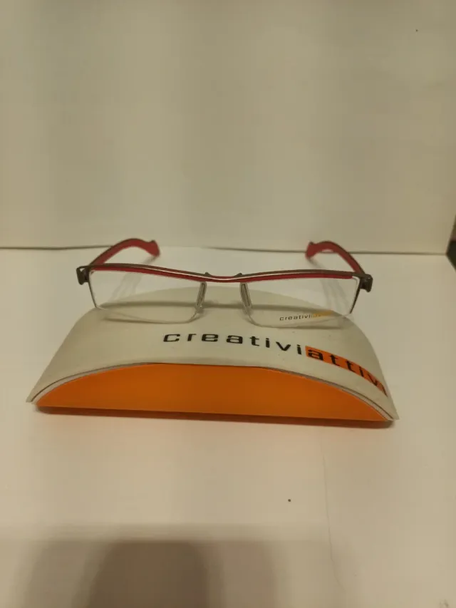 Montura de gafas Creative roja y plateada