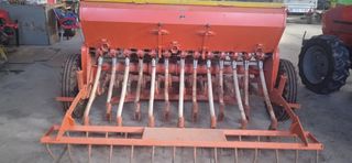 Sembradora de cereal Fraima