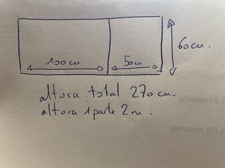 Armario blanco de madera