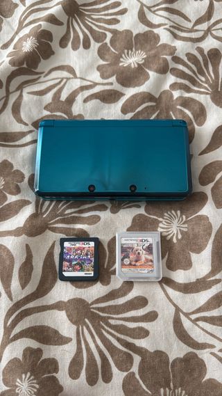 Nintendo 3DS Aqua Blue + Juegos