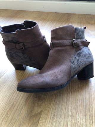 Botines tacón marrón mujer