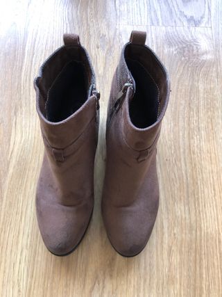 Botines tacón marrón mujer