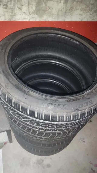 OCASIÓN!!! Neumáticos 245/45/19 102Y SEMINUEVOS!