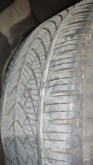 OCASIÓN!!! Neumáticos 245/45/19 102Y SEMINUEVOS!