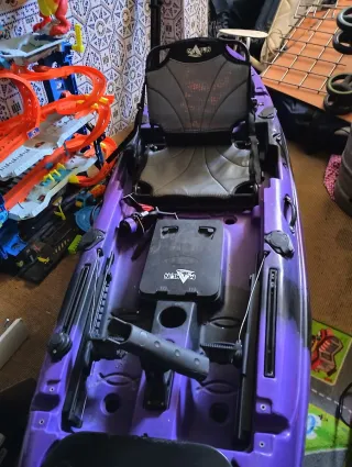 Kayak Marlin con chaleco y remo y motor