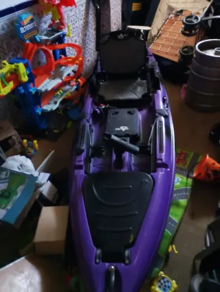 Kayak Marlin con chaleco y remo y motor