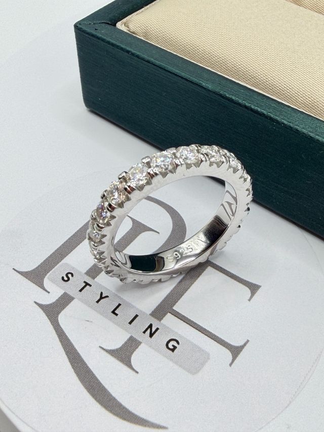 Anello Eternity Moissanite Argento