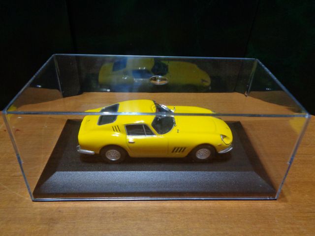 Ferrari 275 GTB 1/43