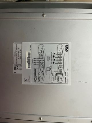 Amplificador para altavoces.