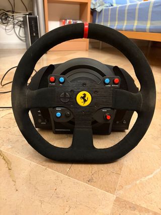 Thrustmaster T300 Ferrari Alcantara + pedali G25