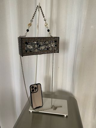 Bolso de fiesta joya negro y plateado