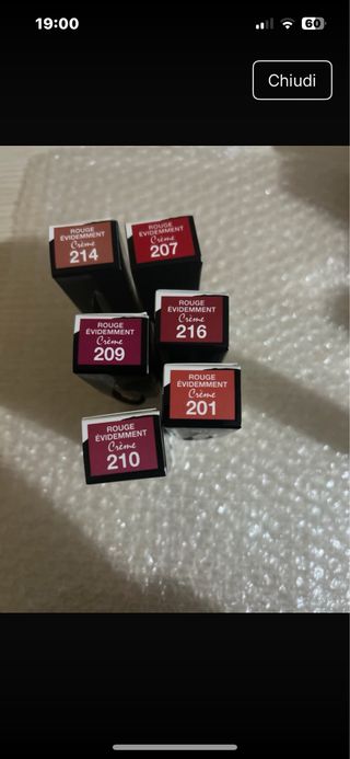 Rossetti ROUGE ÉVIDEMMENT Crème - vari pezzi