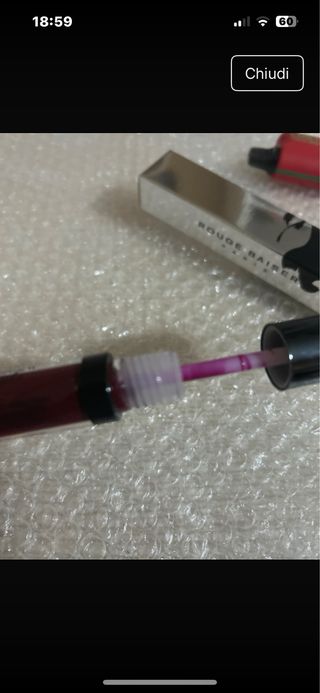 Rossetti ROUGE ÉVIDEMMENT Crème - vari pezzi