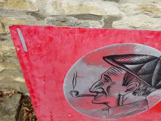 Chapa Publicidad Vintage Hombre Fumando