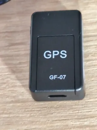Localizador GPS GF-07 para coche o moto