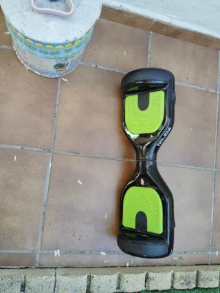 Hoverboard Eléctrico Nilox , con su cargador ,