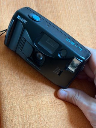 Cámara Ricoh L-20 35mm Negra