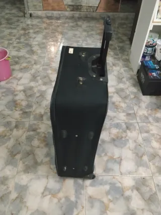 Maleta XXL Negra con Ruedas