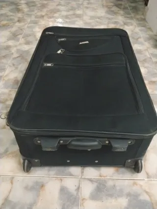 Maleta XXL Negra con Ruedas