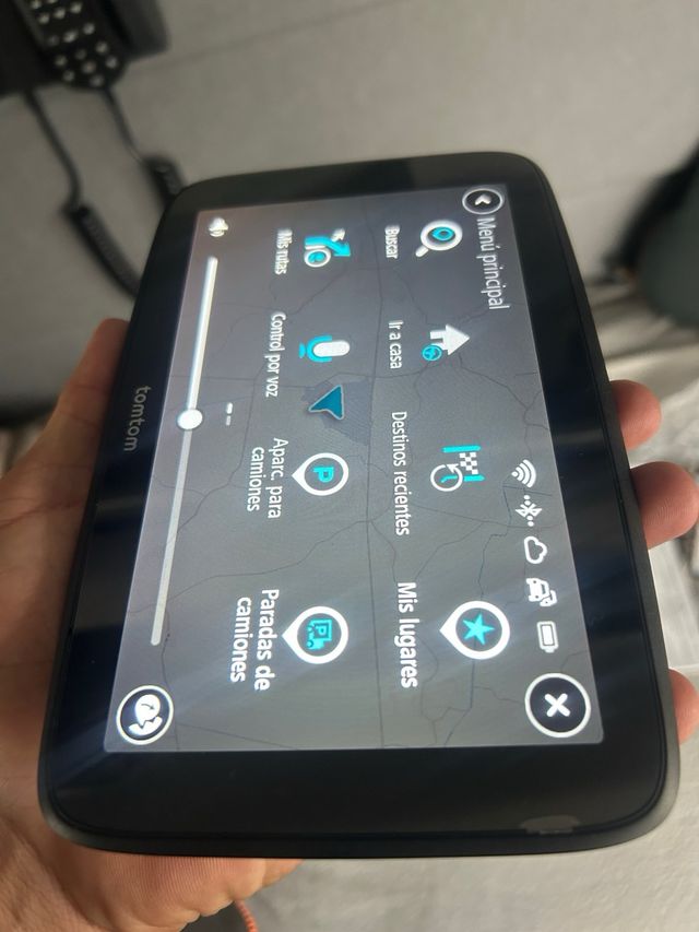 TomTom GO Expert Plus Navigatore GPS