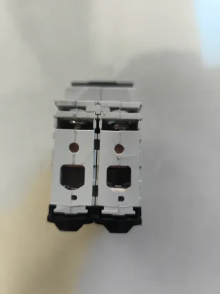 Magnetotérmico GE C20