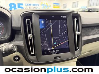 Volvo XC40 T3 120 kW (163 CV)