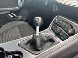 DODGE CHALLENGER 2017