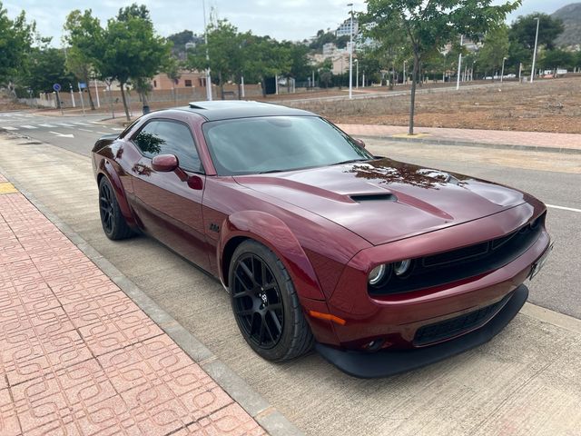 DODGE CHALLENGER 2017