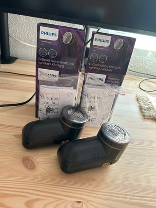 2 x Philips GC026/80 Quitapelusas, Negro Y Dorado.