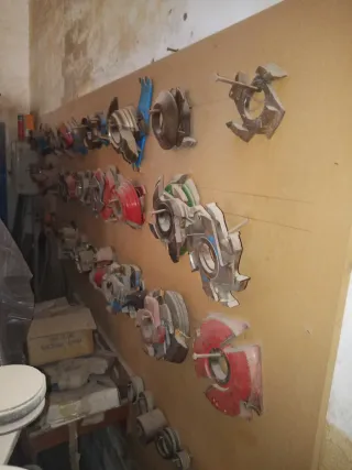 Tupi con alimentador, fresas y aspiración