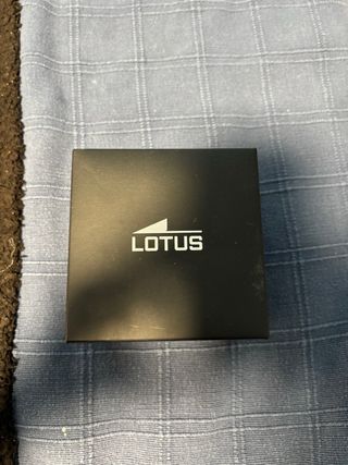 Reloj Lotus Hombre Negro y Plateado